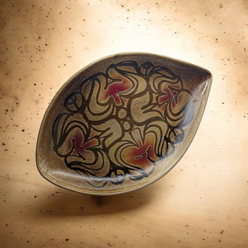Poole pottery aegean shape - shape, 91
