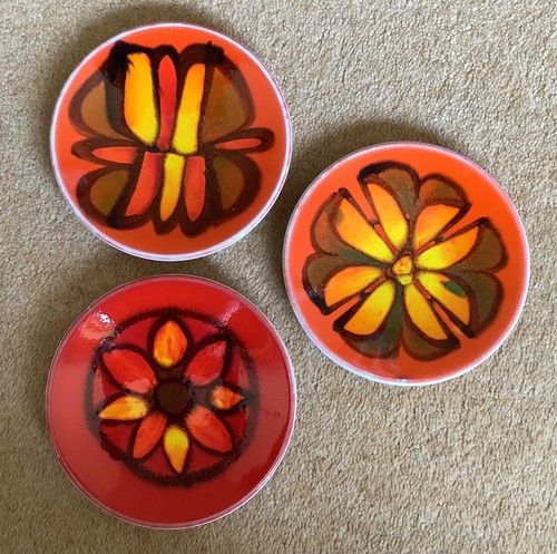 Poole pottery delphis - 3,