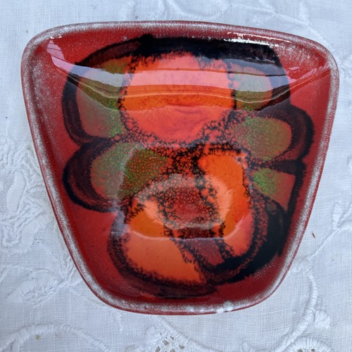 Poole pottery delphis design - pottery,