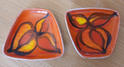 Pair vintage poole delphis - pair,