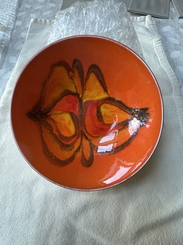 Poole pottery delphis 16cm - poole,